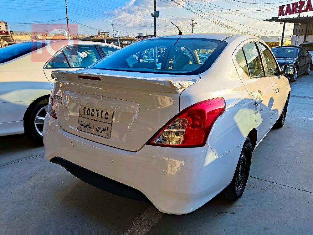 Nissan Sunny